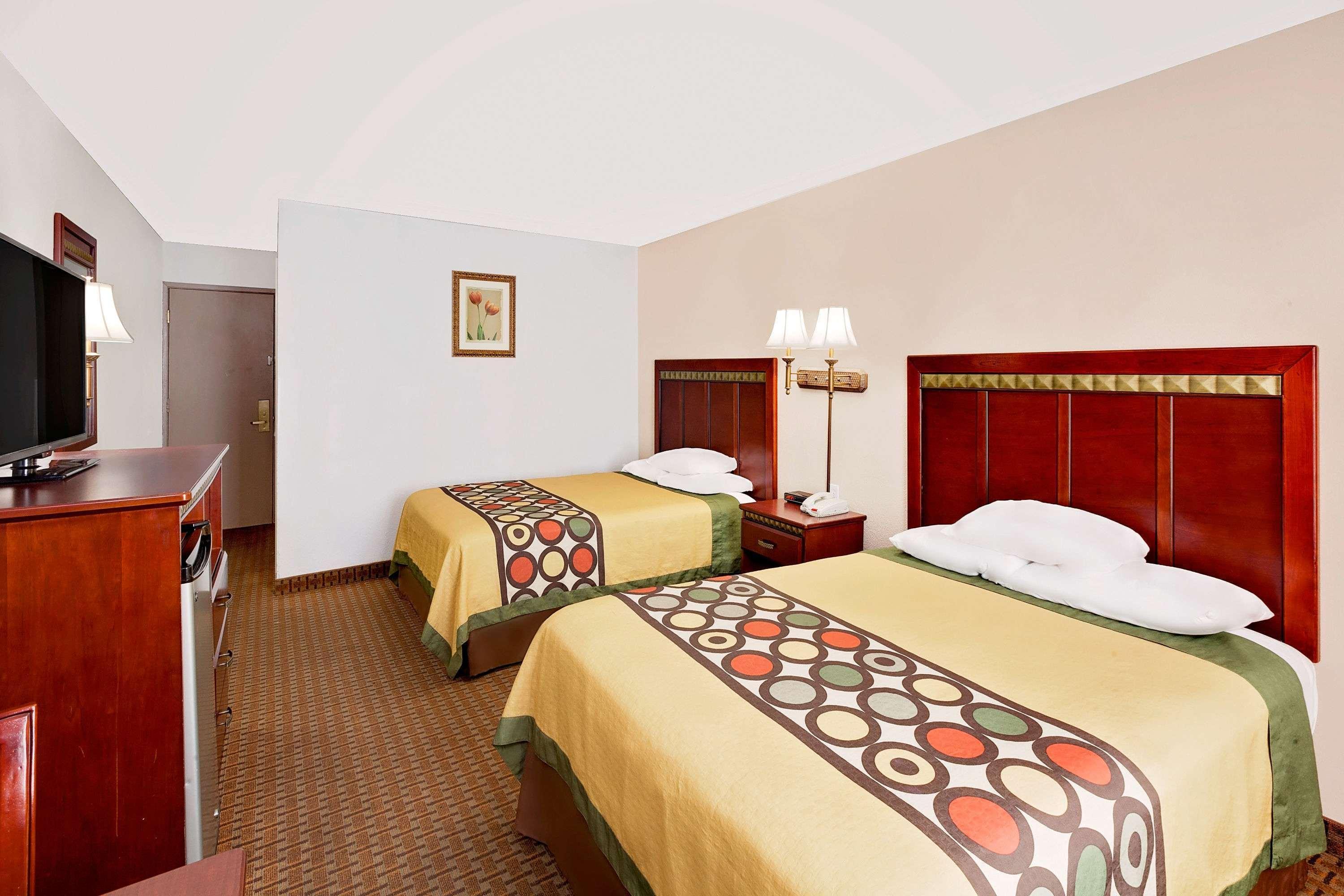 Super 8 By Wyndham Plainview Hotel Ngoại thất bức ảnh
