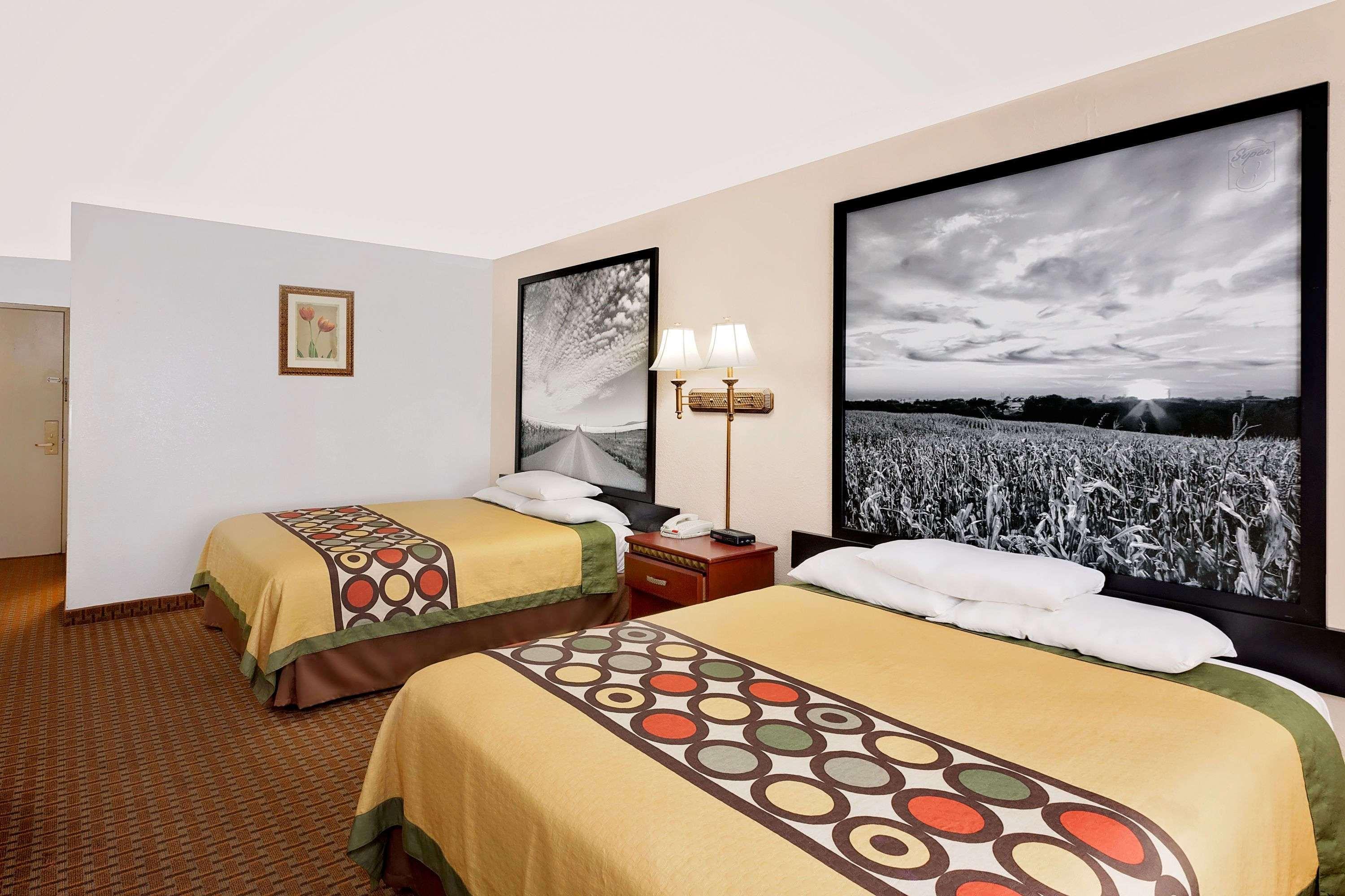 Super 8 By Wyndham Plainview Hotel Ngoại thất bức ảnh